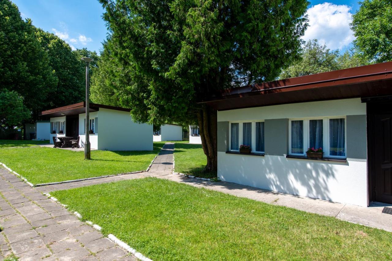 Hotel Osrodek Wypoczynkowy Dolomity Jedwabno Exteriér fotografie