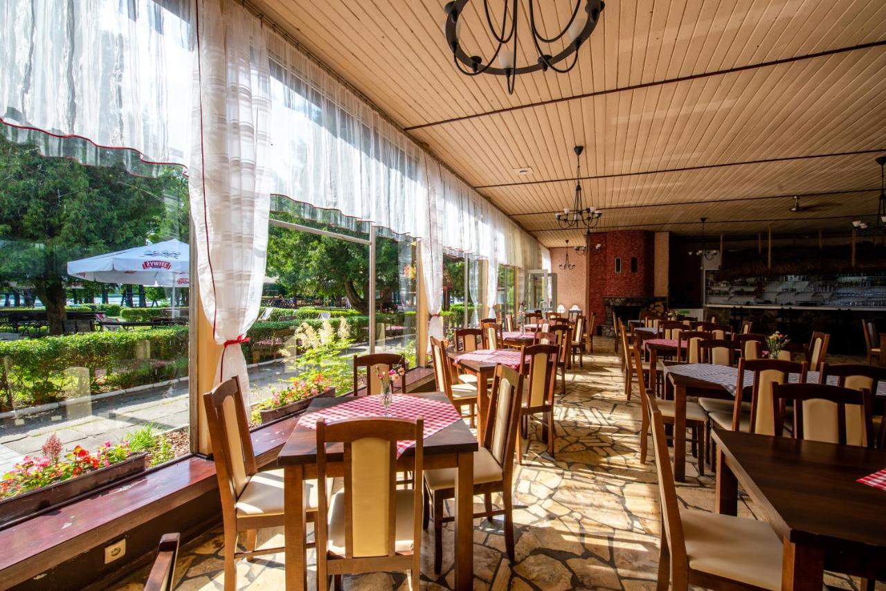 Hotel Osrodek Wypoczynkowy Dolomity Jedwabno Exteriér fotografie